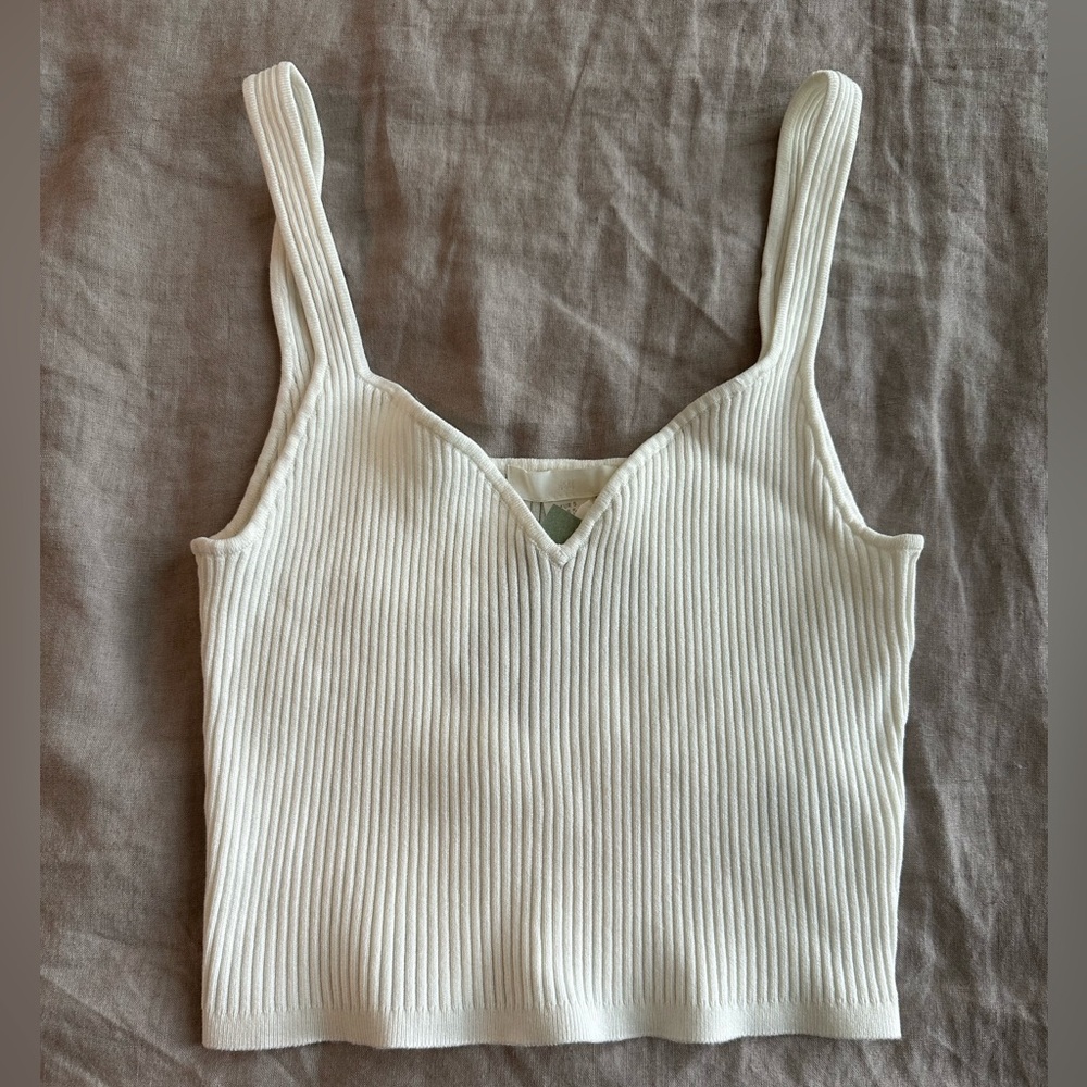 H&M Cream Sweater Tank, size small, NWT